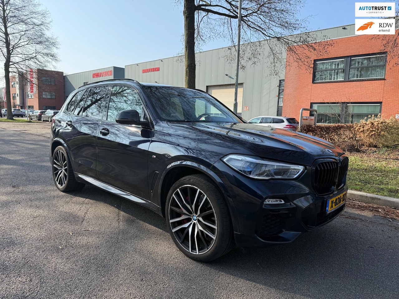 BMW X5 - XDrive45e High Executive/AUT|NAV|CAM|ACC|LEDER|DealerOH - AutoWereld.nl