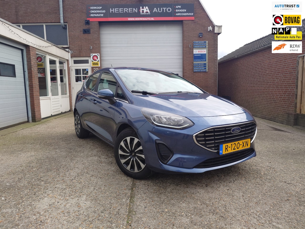 Ford Fiesta - 1.0 EcoBoost Hybrid Titanium 1.0 EcoBoost Hybrid Titanium, 5 deurs, 1e Eigenaar, Carplay - AutoWereld.nl
