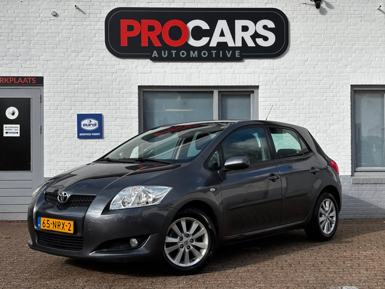 Toyota Auris - Toyota Auris 1.6 / Clima / Cruise / Boekjes - AutoWereld.nl