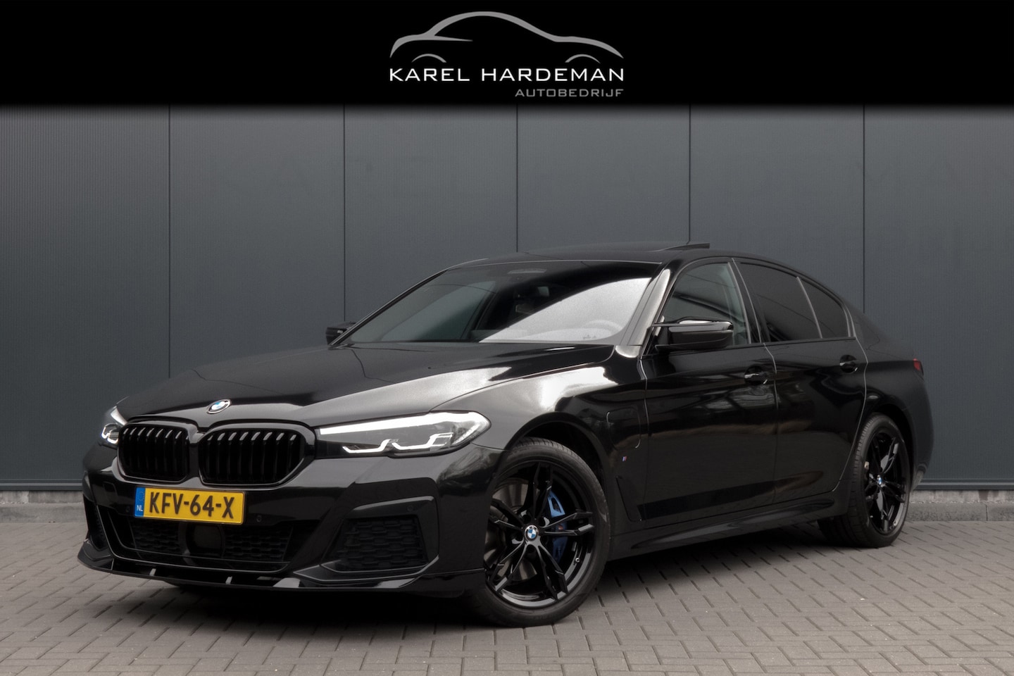 BMW 5-serie - 530e Business Edition Plus M-PERFORMANCE | M-PAKKET | PANO | ACC | CAMERA | ELEKTRISCH VER - AutoWereld.nl