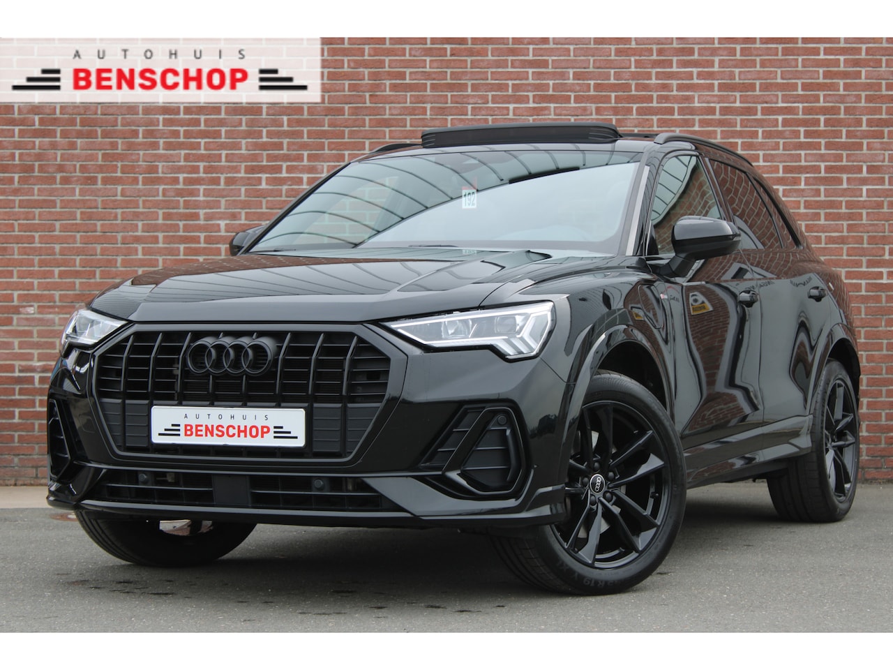 Audi Q3 - 45 TFSI e 245PK S edition |PANO-DAK|LEER|TREKHAAK|BLACK-OPTIC| - AutoWereld.nl