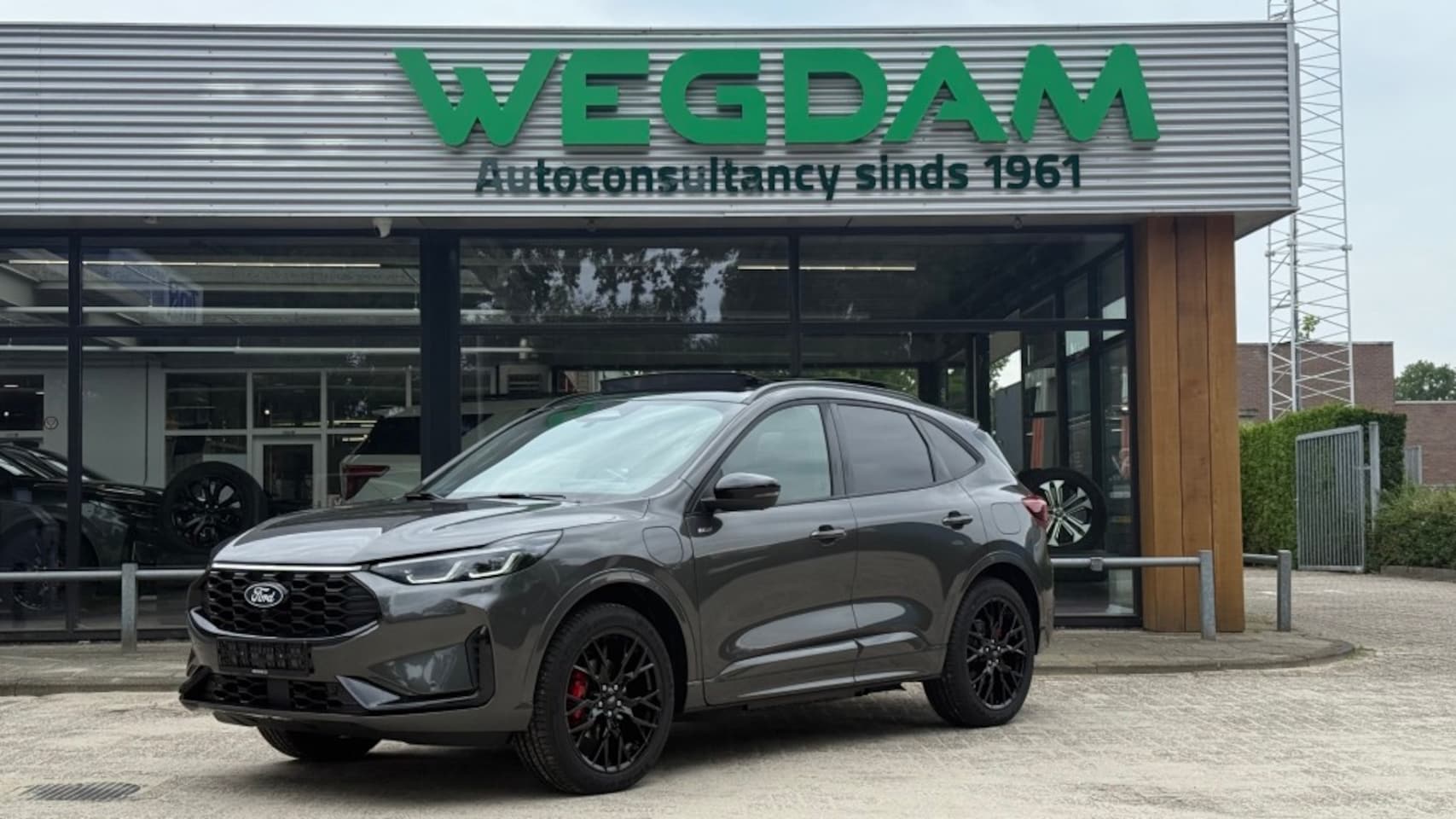 Ford Kuga - 2.5 PHEV ST-LINE X/AGR-St/Black pack/Full opt.+HUD - AutoWereld.nl