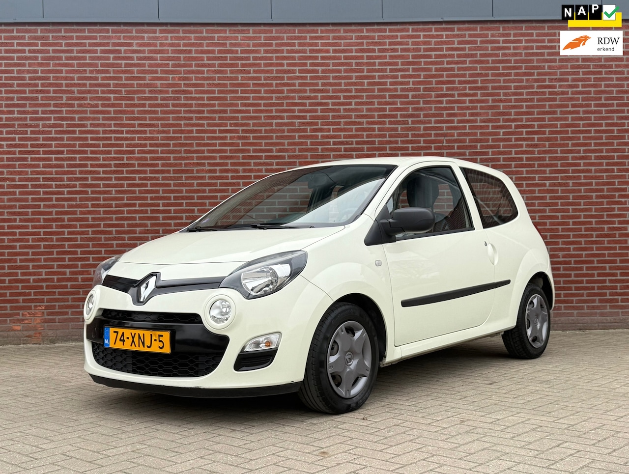 Renault Twingo - 1.2 16V Authentique Nap / Cruise Control / Elektrische ramen - AutoWereld.nl