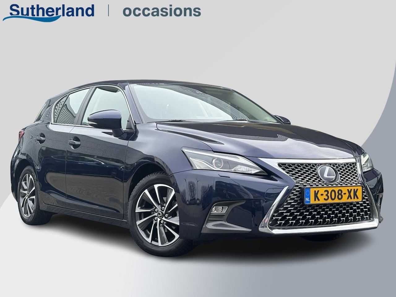 Lexus CT 200h - Ultimate Edition 136pk | Achteruitrijcamera | Climate Control | Xenon | PDC | - AutoWereld.nl