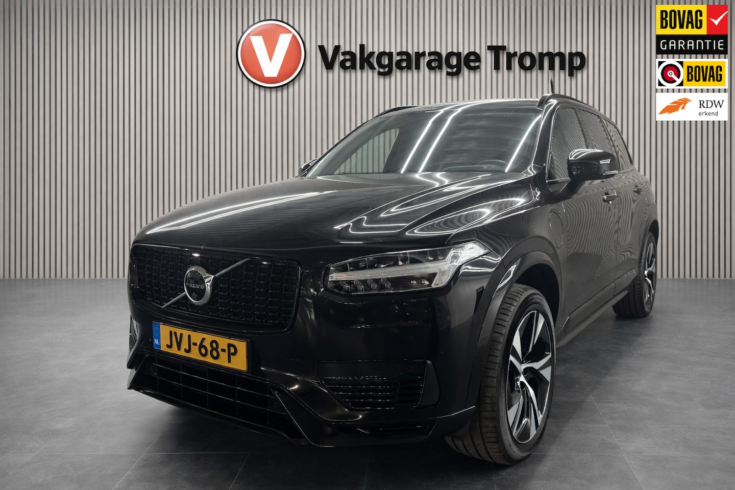 Volvo XC90 - 2.0 T8 AWD R-Design | Pano | Trekhaak | Bowers & Wilkins - AutoWereld.nl