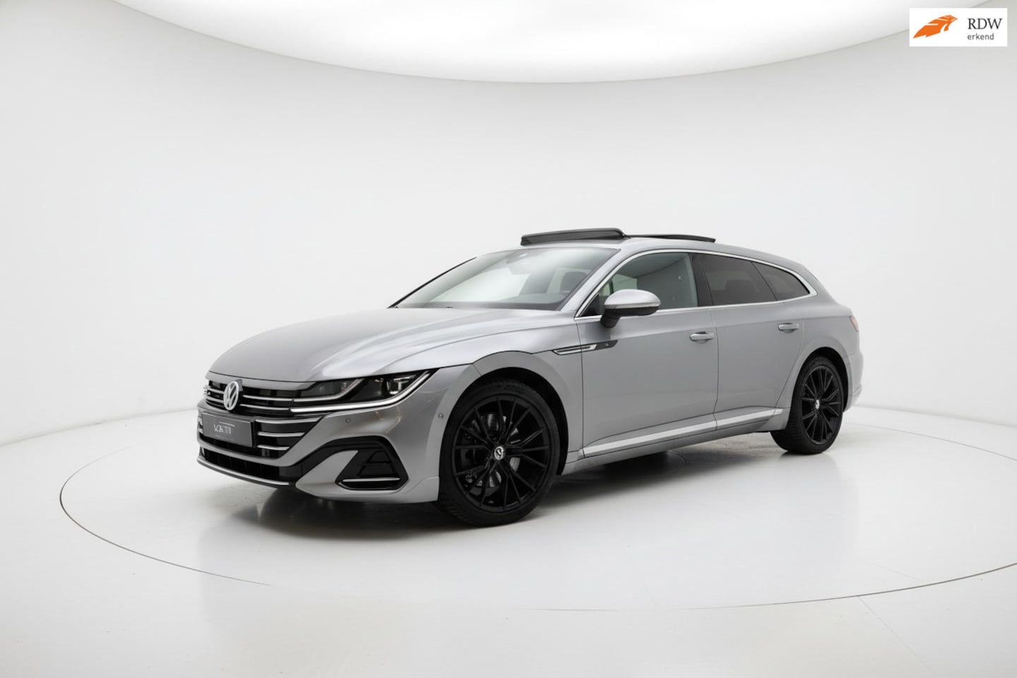 Volkswagen Arteon Shooting Brake - 1.4 TSI eHybrid R-Line Business 1.4 TSI eHybrid R-Line Business+ - AutoWereld.nl