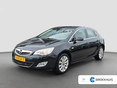 Opel Astra - 1.4 Turbo Cosmo 140pk | Trekhaak | Parkeersensoren | Full map navigatie | Climate control