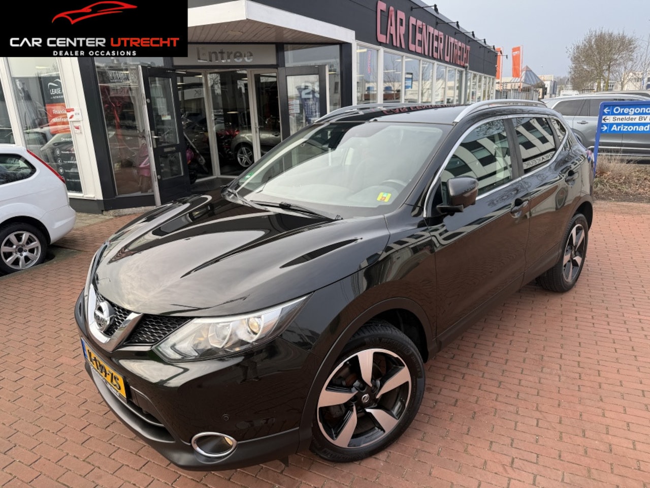 Nissan Qashqai - 1.2 N-Connecta | €250,- KORTING | pano navi camera - AutoWereld.nl