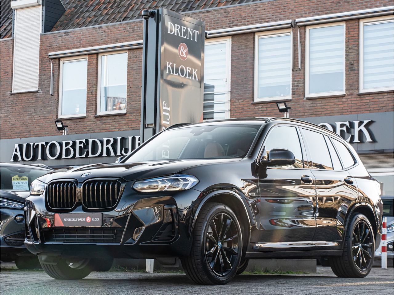 BMW X3 - xDrive30e High Exe M-Sport PANO ELEK TREKHAAK LEDER SHADOW CAMERA 20 INCH BOMVOL! - AutoWereld.nl