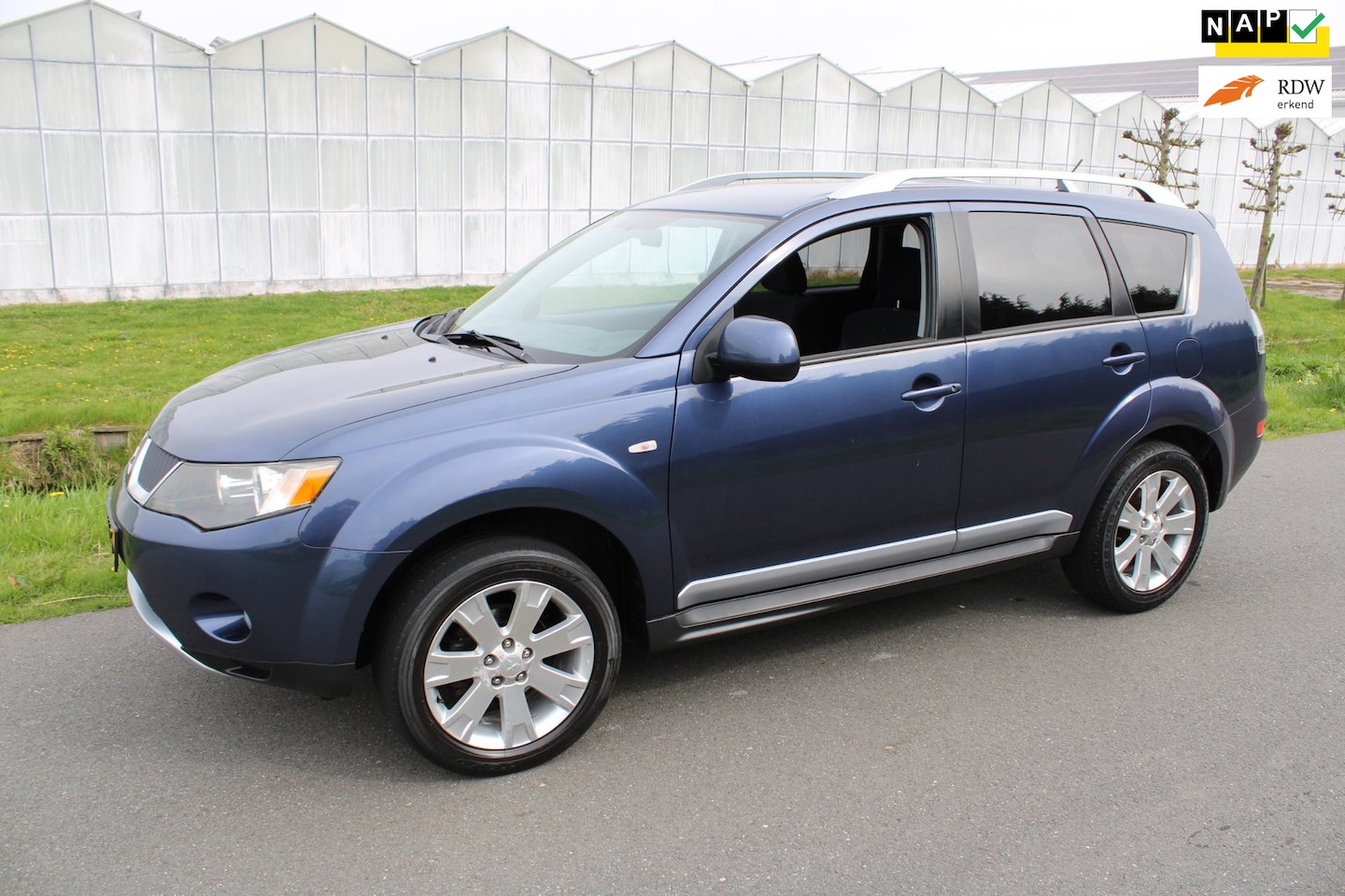 Mitsubishi Outlander - 2.4 Inspire Special Edition met Nieuwe Koppeling - AutoWereld.nl