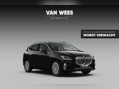 BMW 2-serie Active Tourer - 230e xDrive Luxury Line | 1e eigenaar | BTW auto | Driving Assistant | Harman Kardon | 360