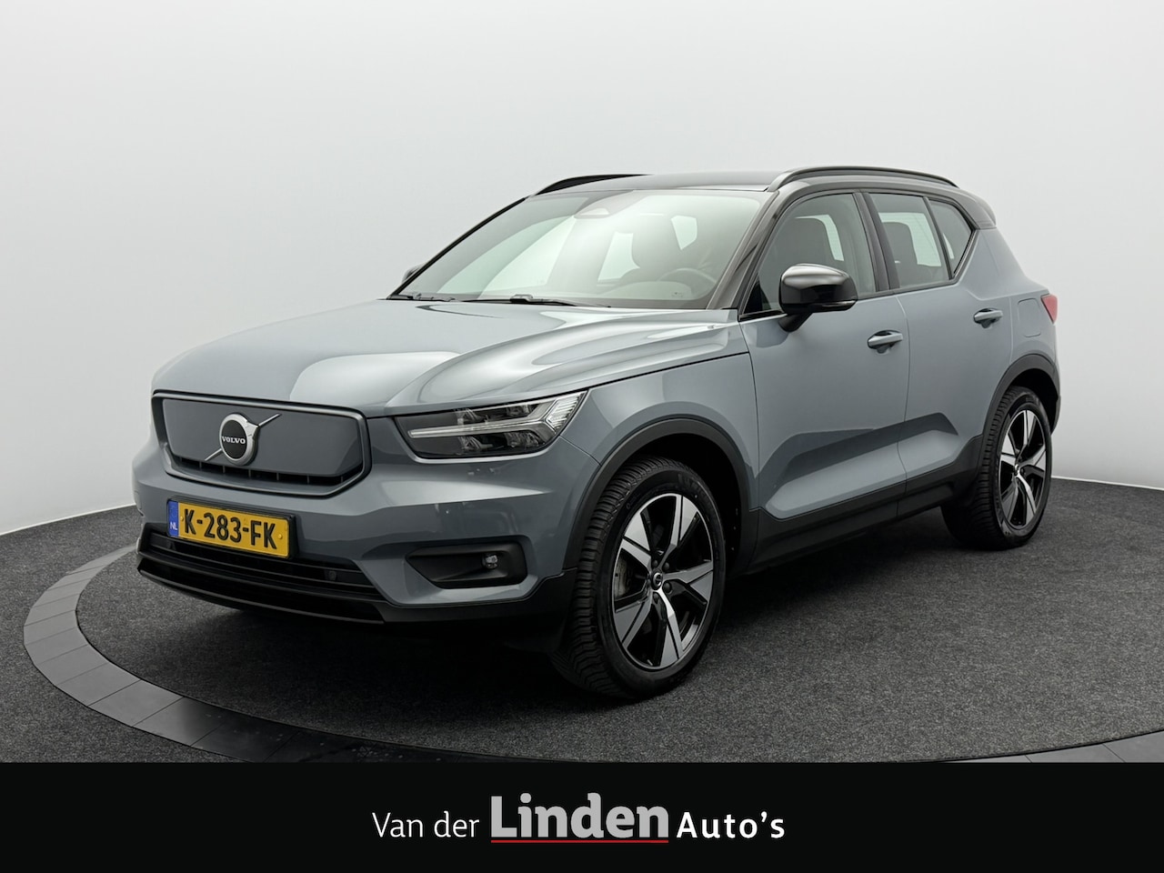 Volvo XC40 - Recharge P8 AWD R-Design 408PK SOH 94,2% | Trekhaak Wegklapbaar | Carplay&Android | Naviga - AutoWereld.nl