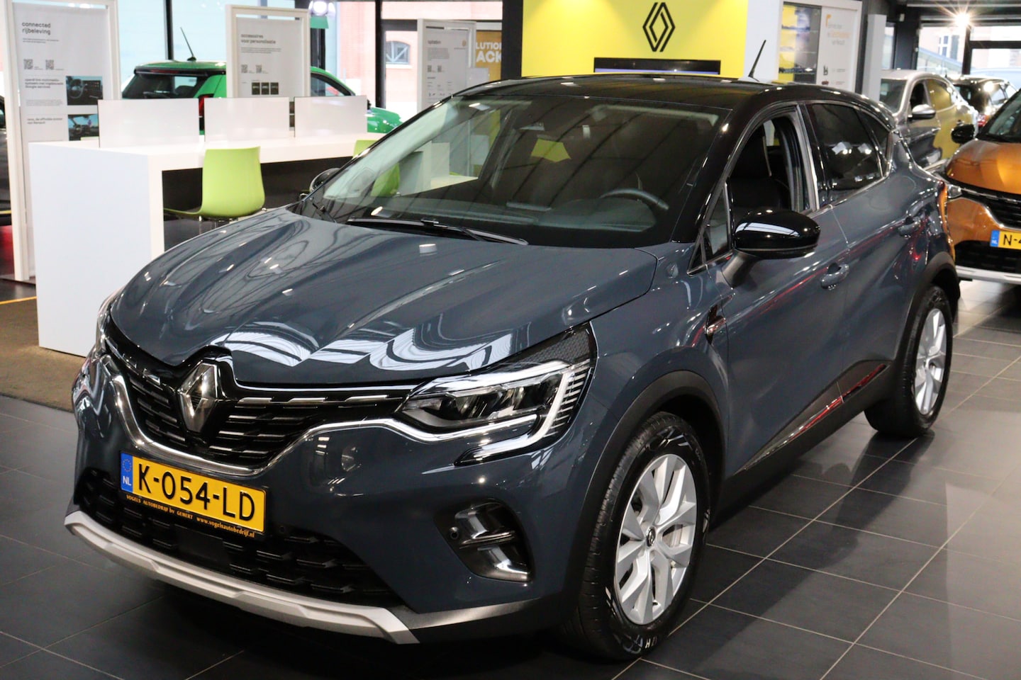 Renault Captur - MHEV 140pk EDC Automaat Intens - AutoWereld.nl