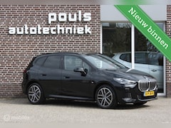 BMW 2-serie Active Tourer - 360cam, M sport onderstel, panoramadak 225e xDrive
