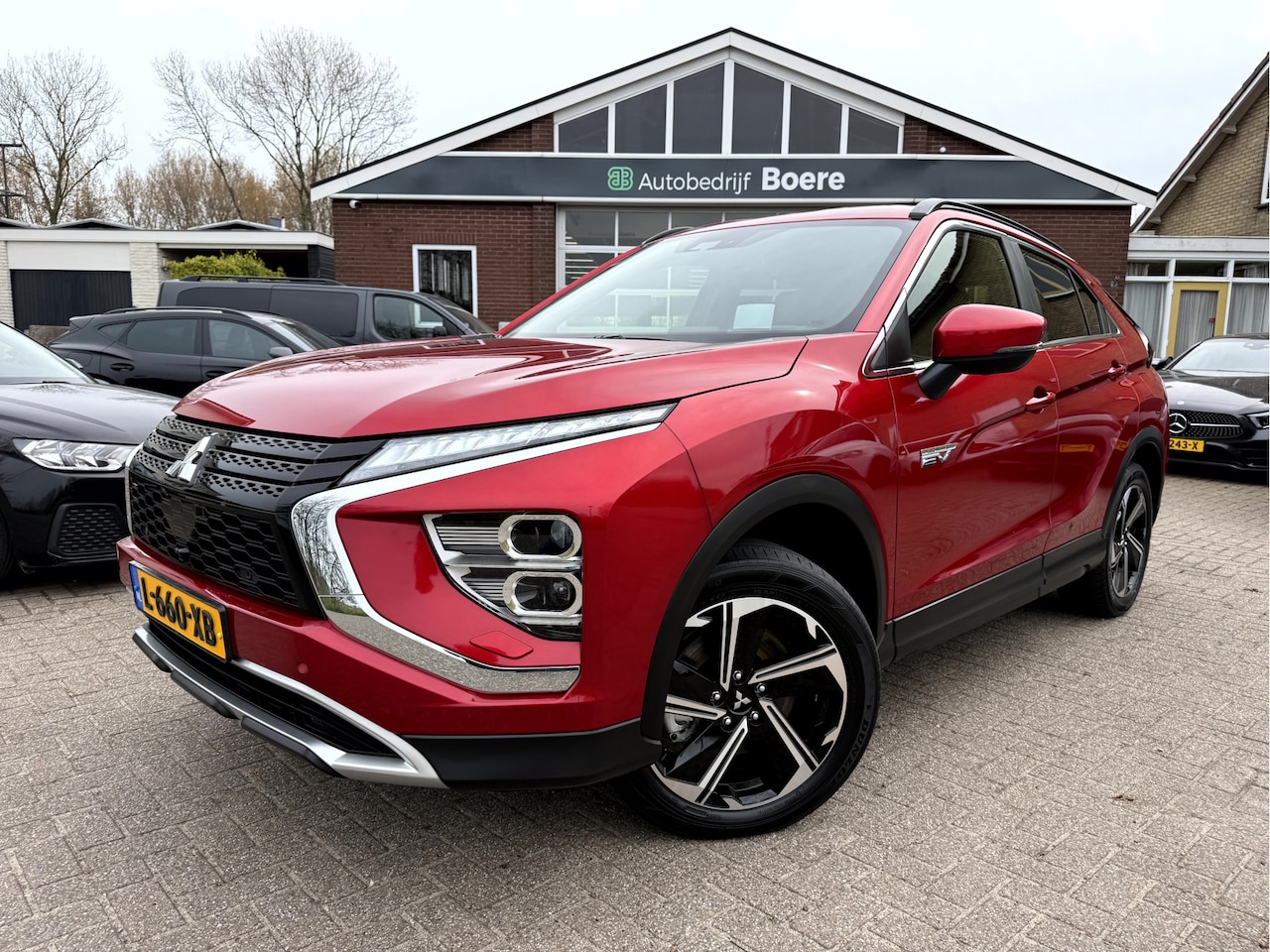 Mitsubishi Eclipse Cross - 2.4 PHEV First Edition NL. Auto, 42600km - AutoWereld.nl