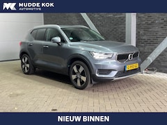 Volvo XC40 - T4 Momentum | Trekhaak | Camera | Getint Glas | Keyless | Apple Carplay