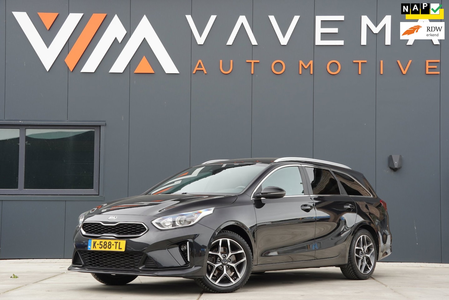 Kia Cee'd Sportswagon - Ceed 1.5 T-GDi GT-Line Edition 2021 Trekhaak Navi Carplay Cruise control Lane assist DAB S - AutoWereld.nl