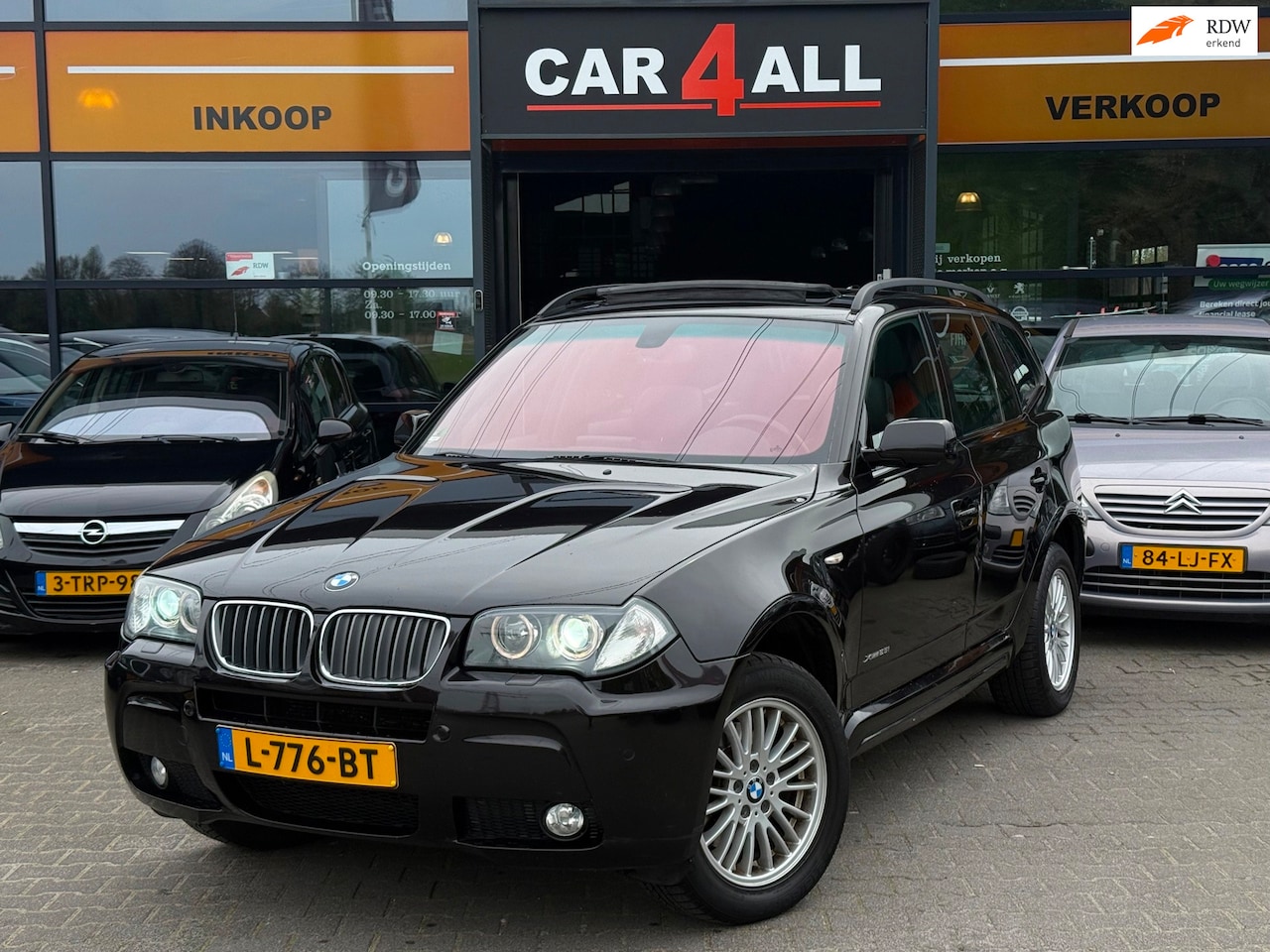 BMW X3 - XDrive25i PANO/XENON/M-PAKKET/STLVRM/LEDER/PDC/VOL OPTIE - AutoWereld.nl