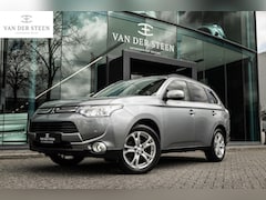Mitsubishi Outlander - 2.0 Instyle 7 Zits | Schuifdak | Camera