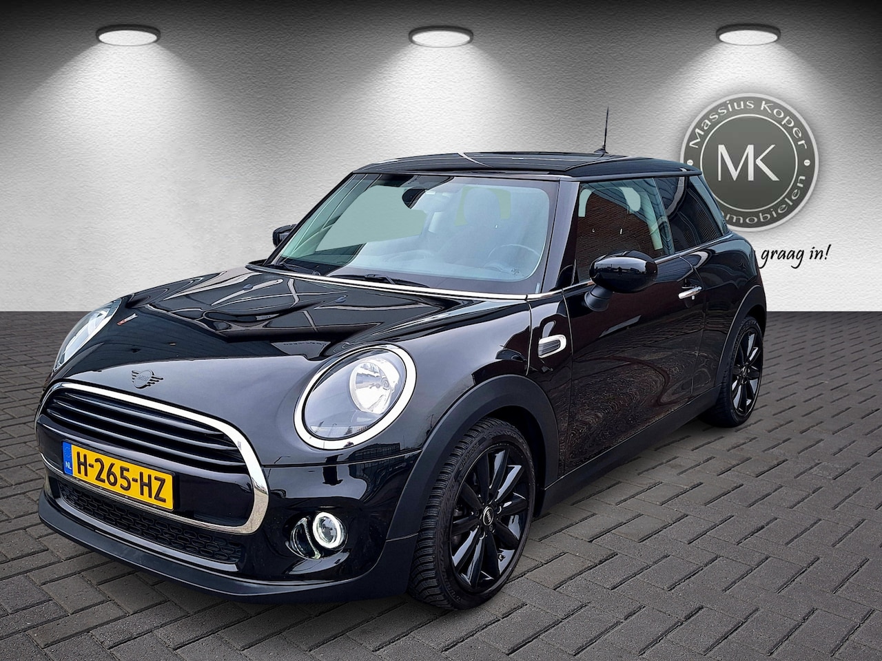MINI Cooper - Mini 1.5 Black, Navigatie, Airco, Dab, 17"Lm velgen, Bluetooth - AutoWereld.nl