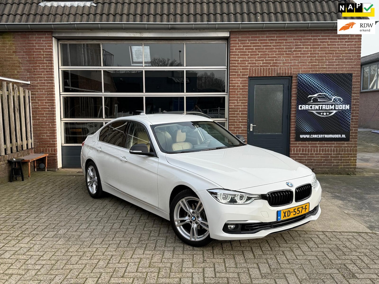 BMW 3-serie - 318i Luxury Edition 318i Luxury Edition - AutoWereld.nl