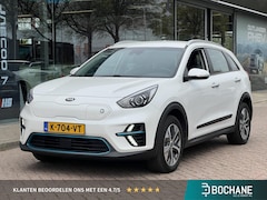 Kia e-Niro - DynamicLine 64 kWh 205PK | SOH 96, 2% | Trekhaak | Navigatie | Achteruitrijcamera | Adapti