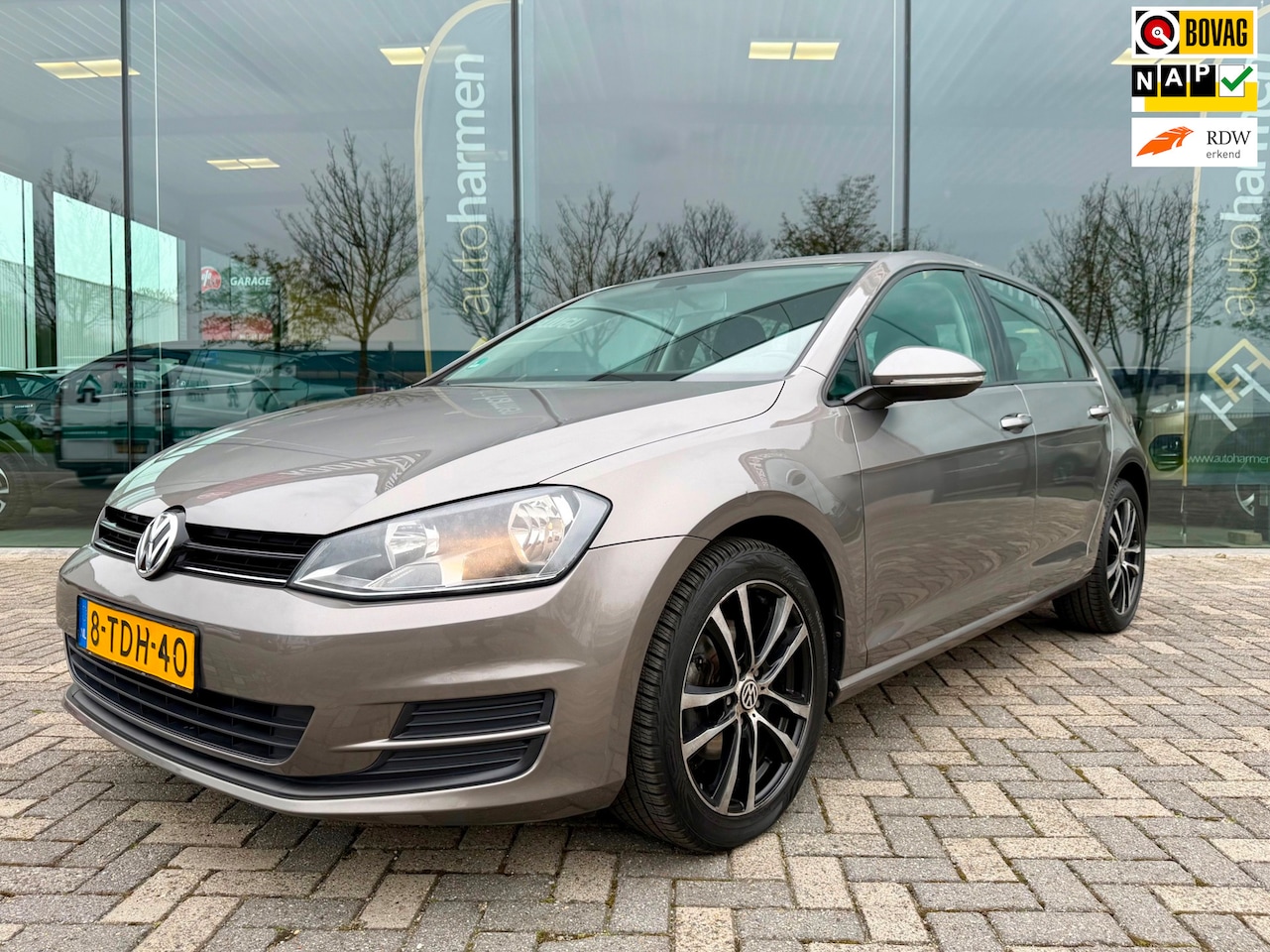 Volkswagen Golf - 1.2 TSI Trendline 1.2 TSI Trendline, NAP, 5-deurs, Airco, Cruise Control - AutoWereld.nl