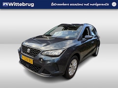 SEAT Arona - 1.0 TSI Style App-connect / Parkeersensoren / Airco (Clima) / 16"LM velgen