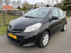 Toyota Yaris - 1.0 VVT-i Now Airco / PDC / Trekhaak