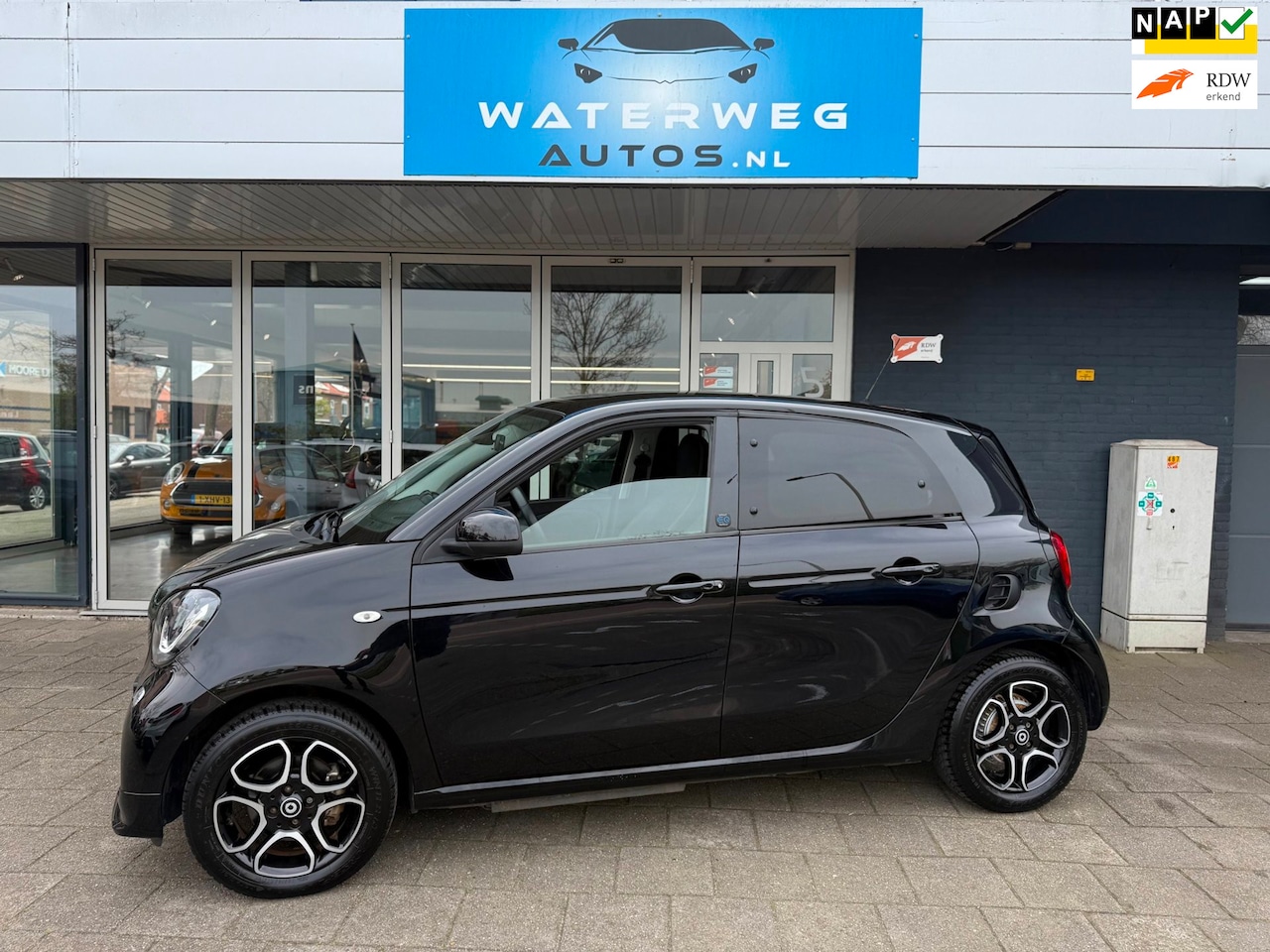 Smart Forfour - EQ BRABUS Style 18 kWh FULL OPTION! - AutoWereld.nl