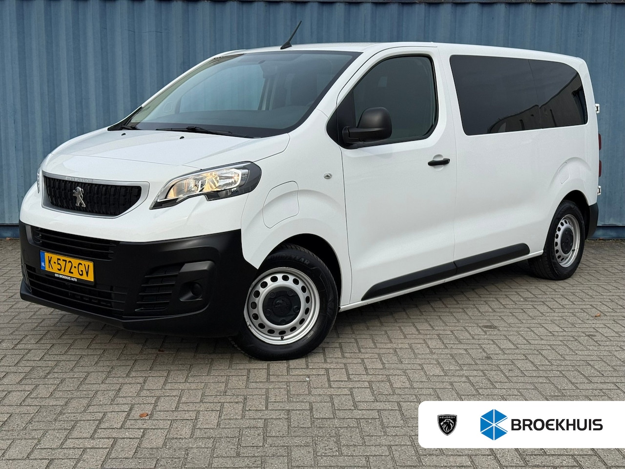 Peugeot e-Expert - 50 kWh Standard Cruise control | Soh 90,6% | Parkeersensoren achter | Airco - AutoWereld.nl