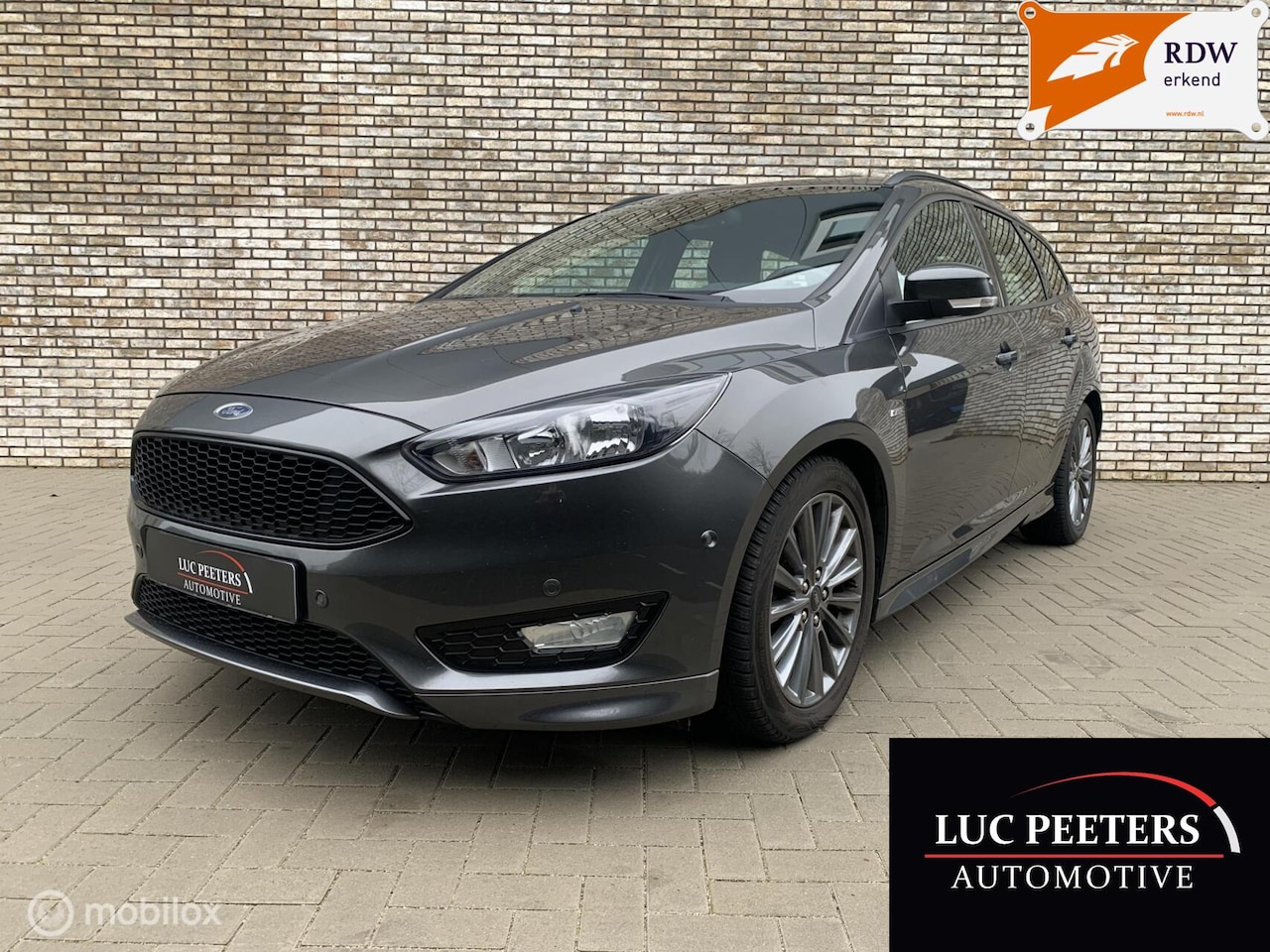 Ford Focus Wagon - 1.0 ST-Line/NAP/2EIG/DEALEROH/DISTRIBUTIEVV! - AutoWereld.nl