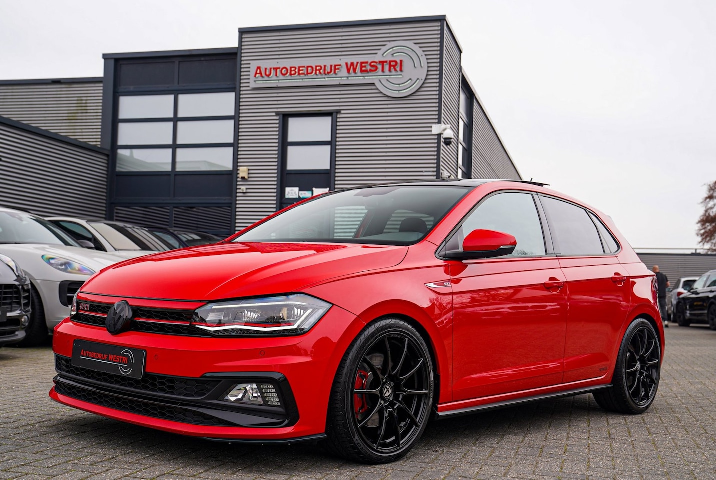 Volkswagen Polo - 2.0 TSI GTI | Panorama | Automaat | Climatronic | Stoelverwarming | Virtual cockpit | Appl - AutoWereld.nl