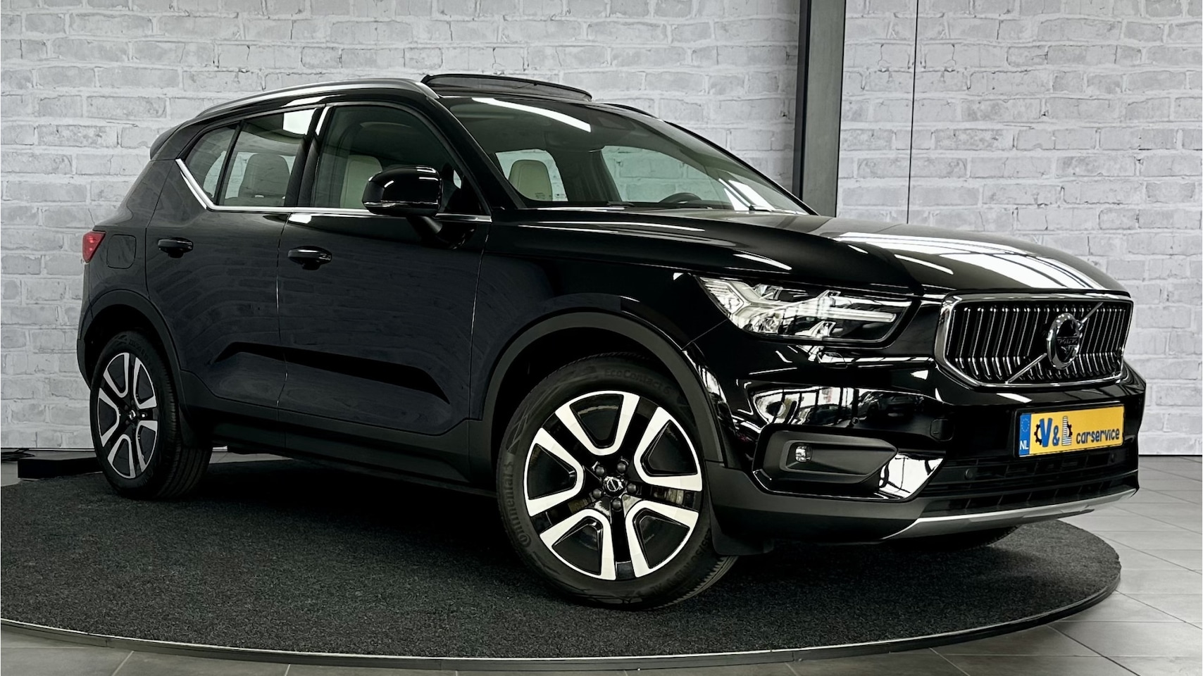 Volvo XC40 - 1.5 T4 Recharge Inscription / Pano / HarmanKardon / Stoel/stuurver. - AutoWereld.nl