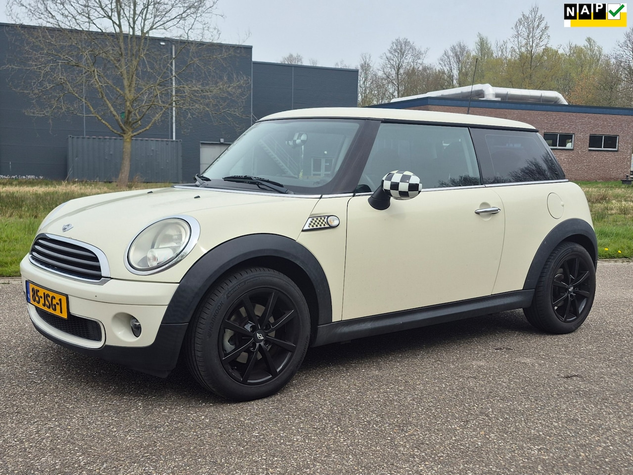 MINI One - Mini 1.4 Anniversary Business - AutoWereld.nl