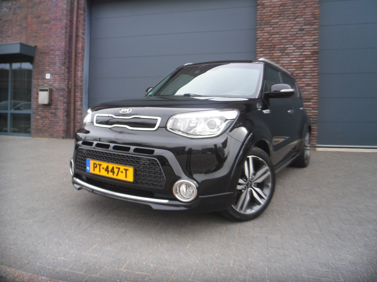 Kia Soul - 1.6 Rhythm Pano Schuifdak Navi Cruise Clima - AutoWereld.nl