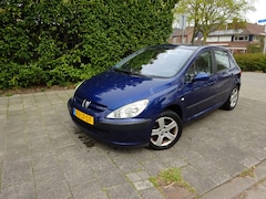 Peugeot 307 - 1.6-16V XS MET JAAR APK AIRCO WERKT