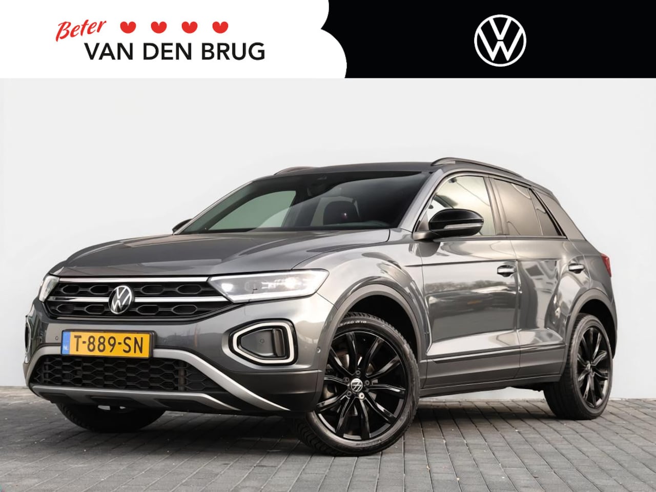 Volkswagen T-Roc - 1.5 TSI Style 150 pk DSG | Black Style | Trekhaak | Beats Audio | Camera | Navigatie | LED - AutoWereld.nl