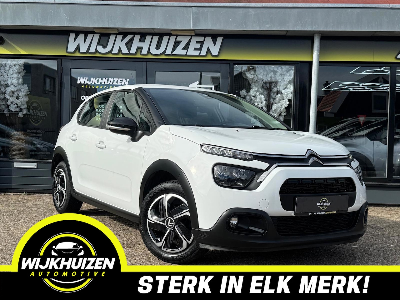 Citroën C3 - 1.2 PureTech C-Series met Climate !!! Navi !!! Pdc !!! Cruise !!! - AutoWereld.nl