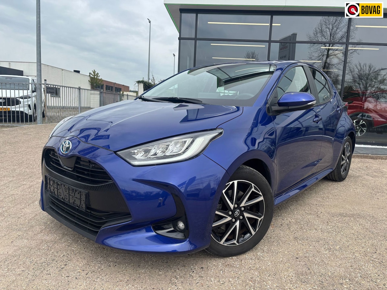 Toyota Yaris - 1.5 Hybrid Style|Dodehoek detector|Stoelverwarming - AutoWereld.nl