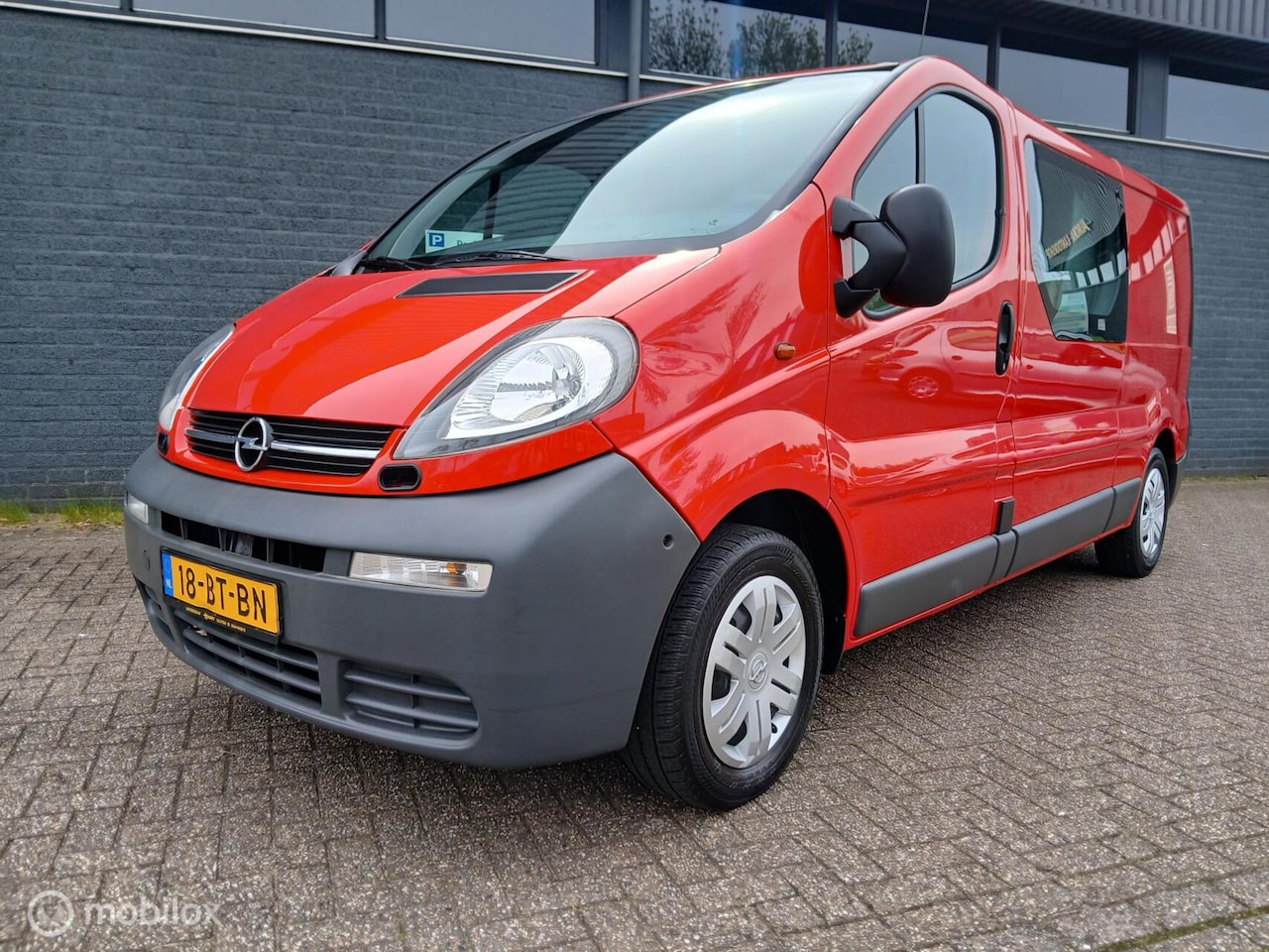 Opel Vivaro - bestel 1.9 CDTI Dubbel Cabine/189.000Km Nap - AutoWereld.nl