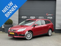 Ford Focus Wagon - 1.6 TDCI Lease Titanium | Navigatie | Xenon | Lichtmetalen Velgen | Trekhaak |