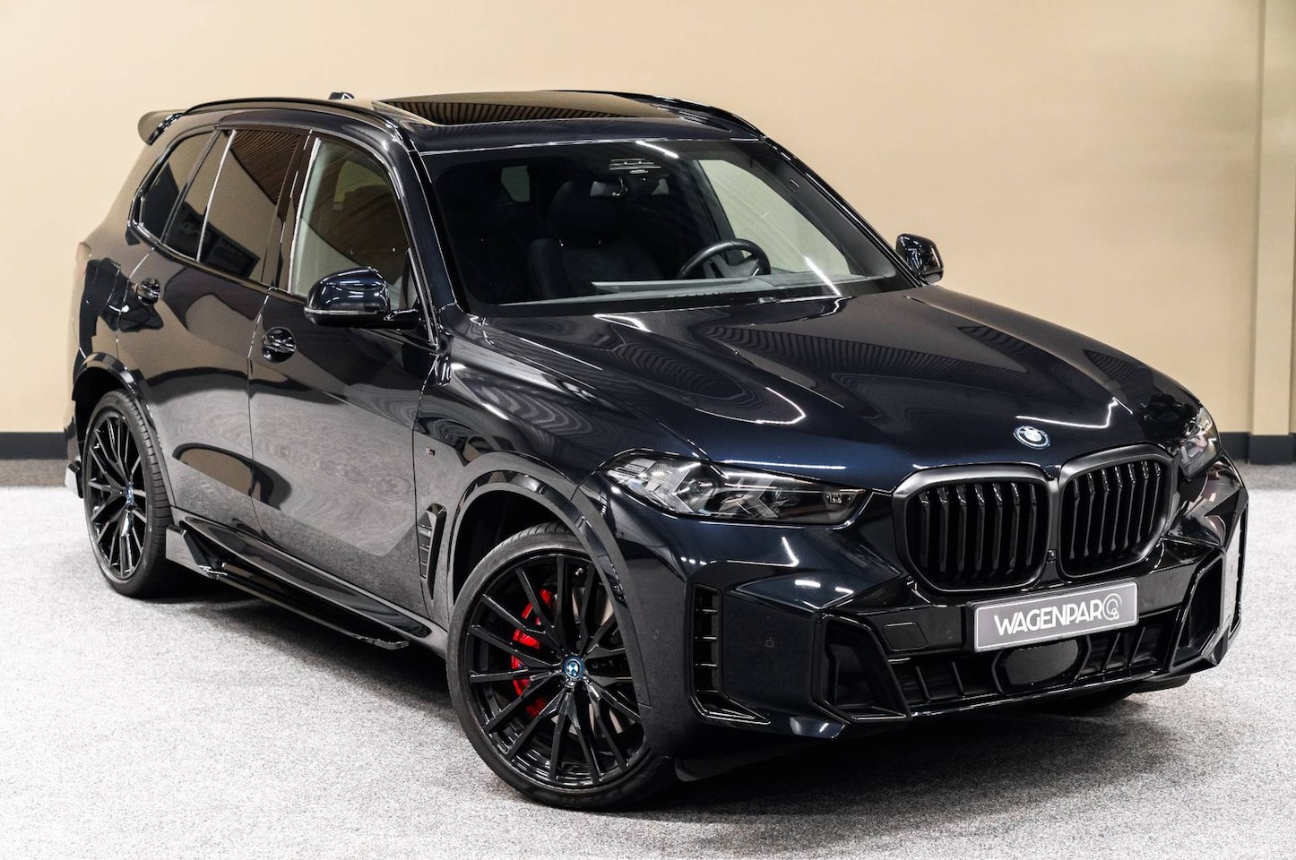 BMW X5 - xDrive50e M-SPORT PRO*ACHTERAS*SOFTCLOSE*SKYLOUNGE - AutoWereld.nl