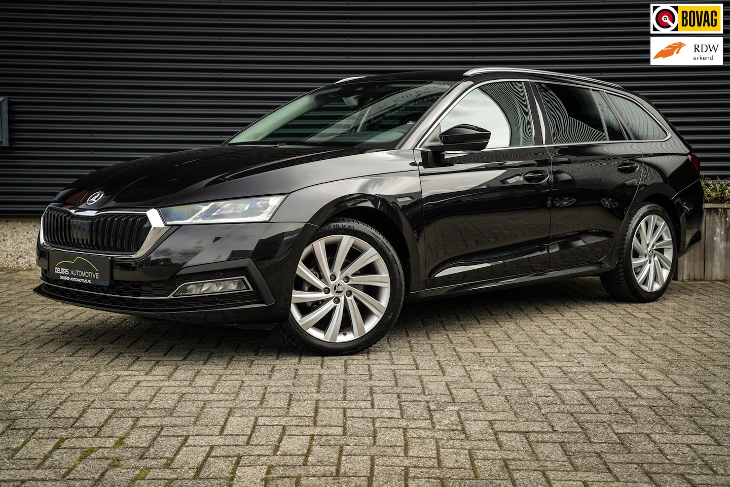 Skoda Octavia Combi - 1.5 TSI ACT Style | ACC | Clima | Stoelverw. | CarPlay | Metalic | Navi | Bluetooth | - AutoWereld.nl