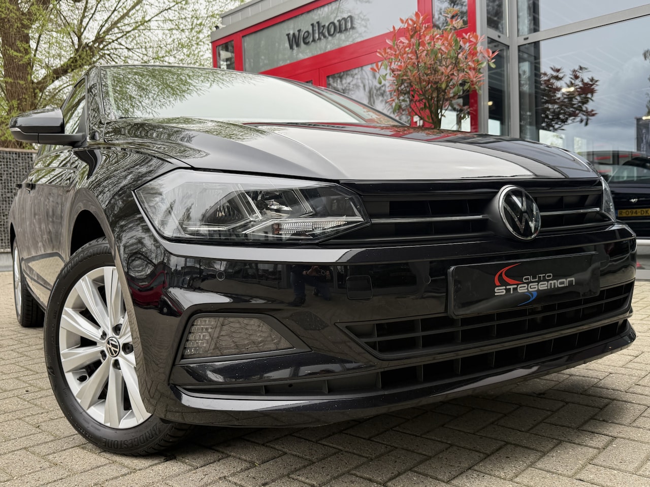 Volkswagen Polo - 1.0 TSI *!* HIGHLINE *!* ECC/ NAVI/ CARPLAY/ LMV/ CRUISE *!* - AutoWereld.nl