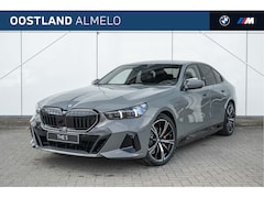 BMW 5-serie - 530e M Sport Automaat / Trekhaak / Bowers & Wilkins / Adaptieve LED / Comfort Access / Par