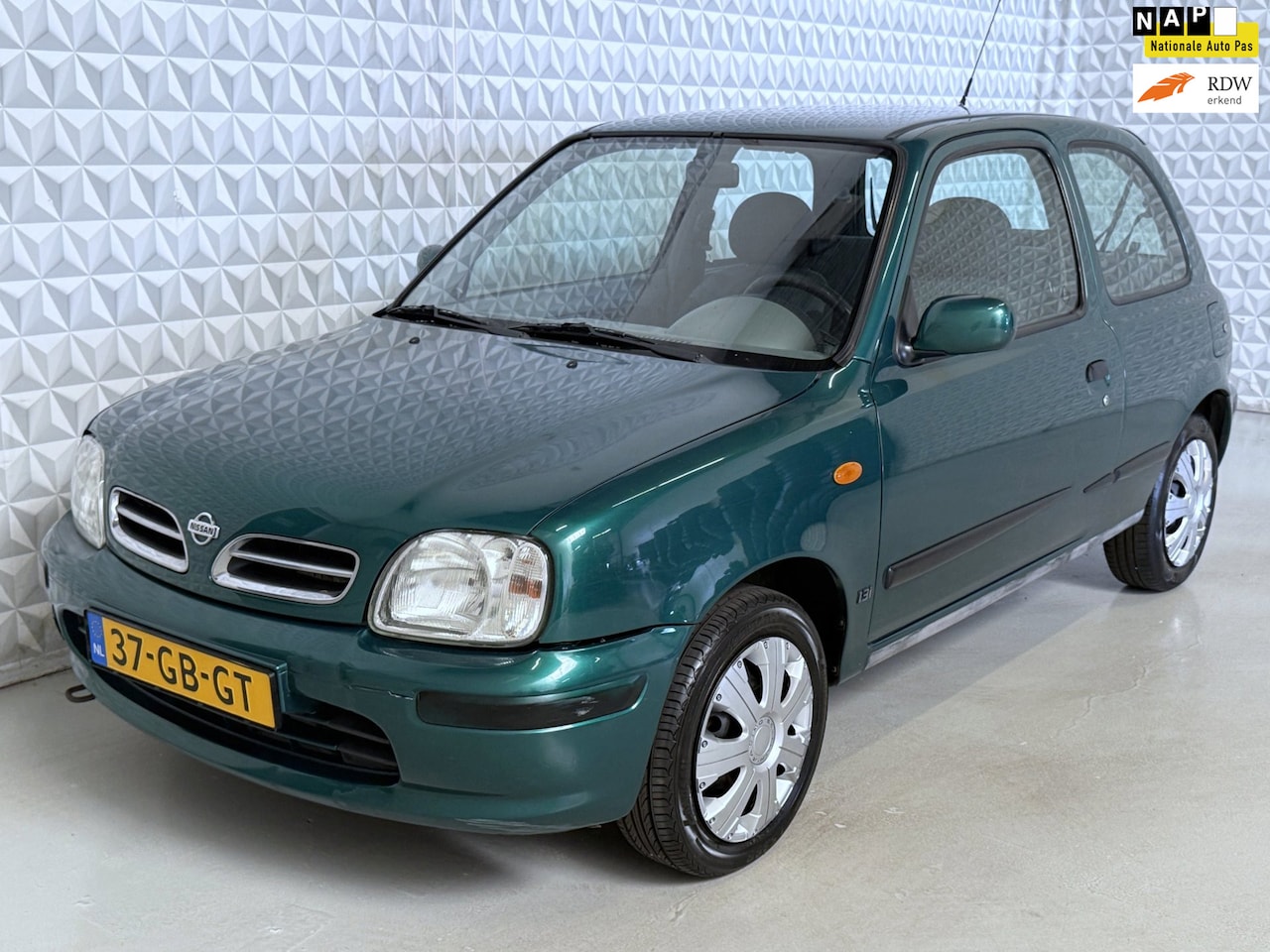 Nissan Micra - 1.3 GX N-CVT AUTOMAAT AIRCO / 186.000km (2000) - AutoWereld.nl
