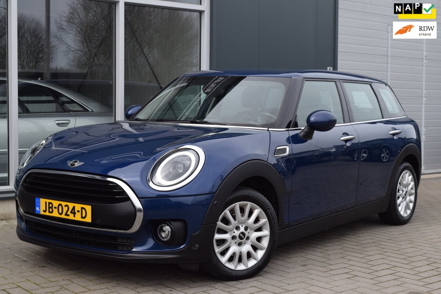 MINI Clubman - Mini 1.5 One D Salt Business | Automaat | Navi | NAP + APK 4-2027 - AutoWereld.nl