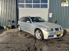 BMW 3-serie Touring - 320i High Executive /airco