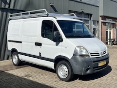 Nissan Interstar - 2.5dCi Imperiaal Trekhaak 2000kg trekgewicht Elektrische ramen 3-Persoons Bpm vrij voor pa